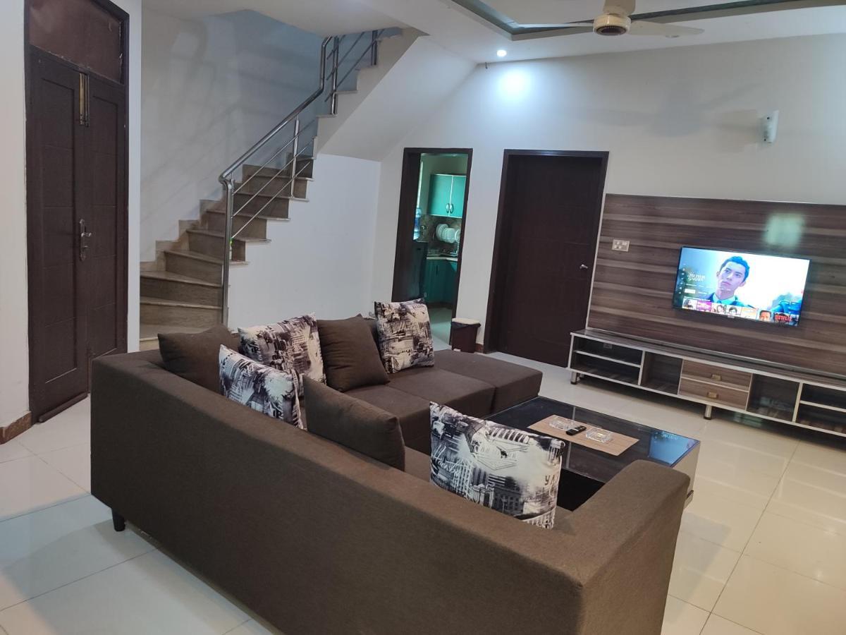 Fully Serviced Holiday Home Near Lahore Ring Road Dış mekan fotoğraf