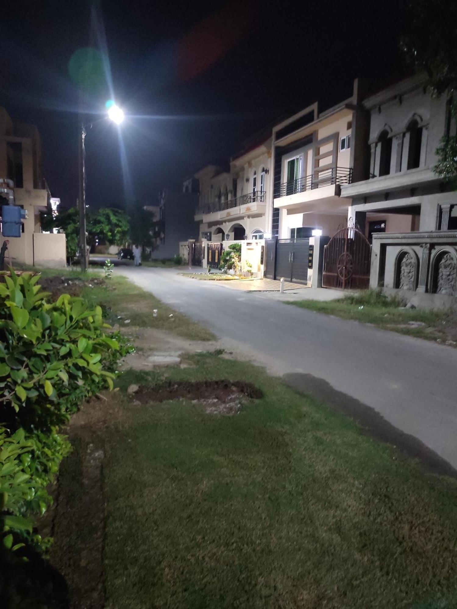 Fully Serviced Holiday Home Near Lahore Ring Road Dış mekan fotoğraf